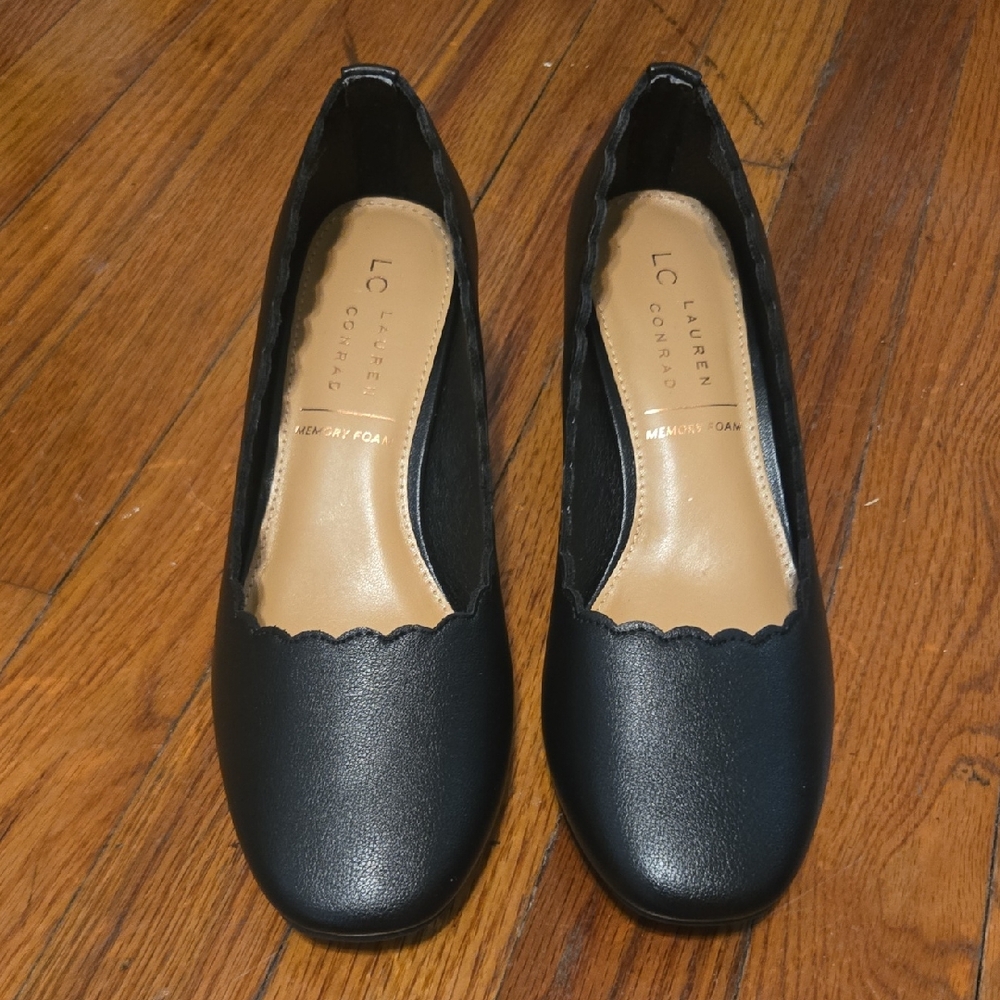 LC Lauren Conrad Black Flats